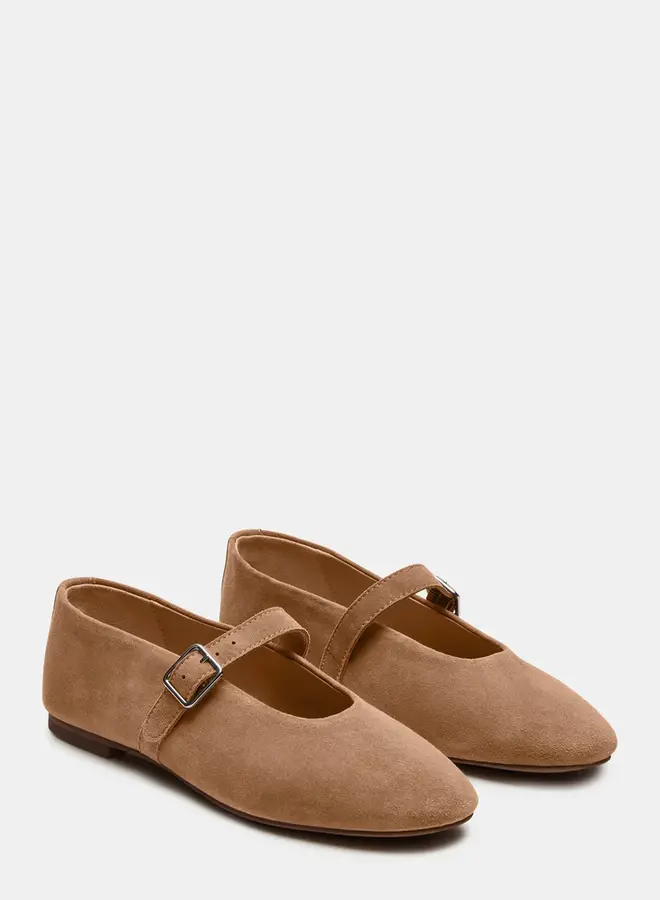 DREAMIN FLAT
