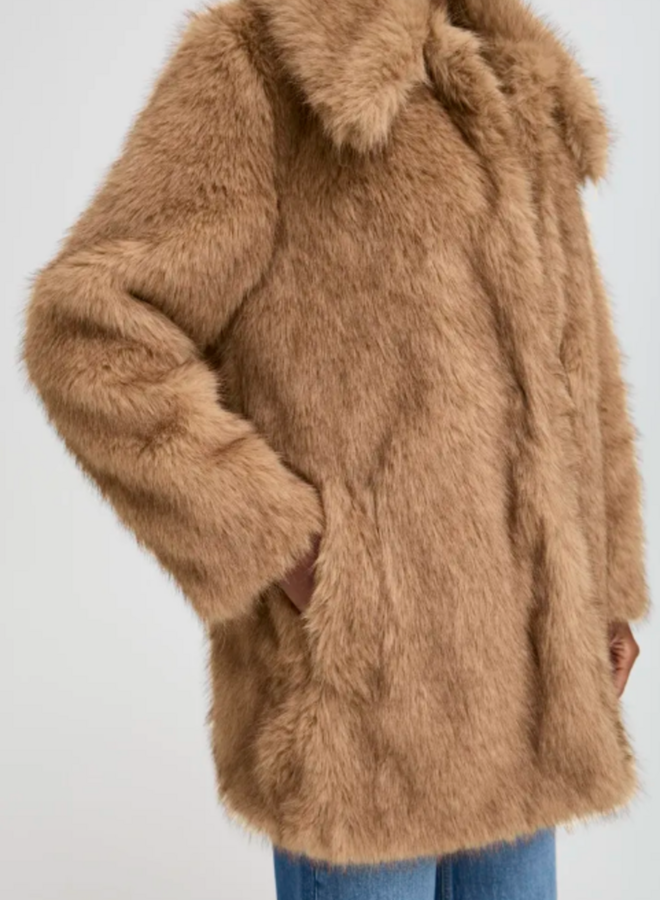AKAJA COAT