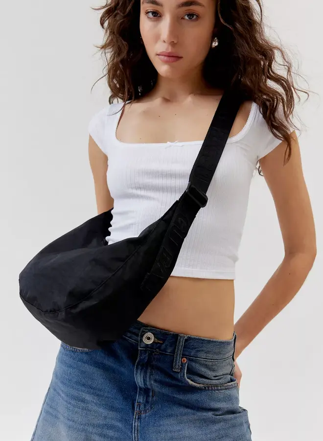 MEDIUM CRESCENT BAG