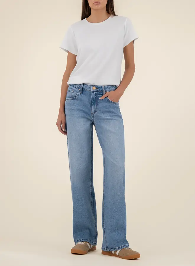 SELENA BAGGY LOW RISE