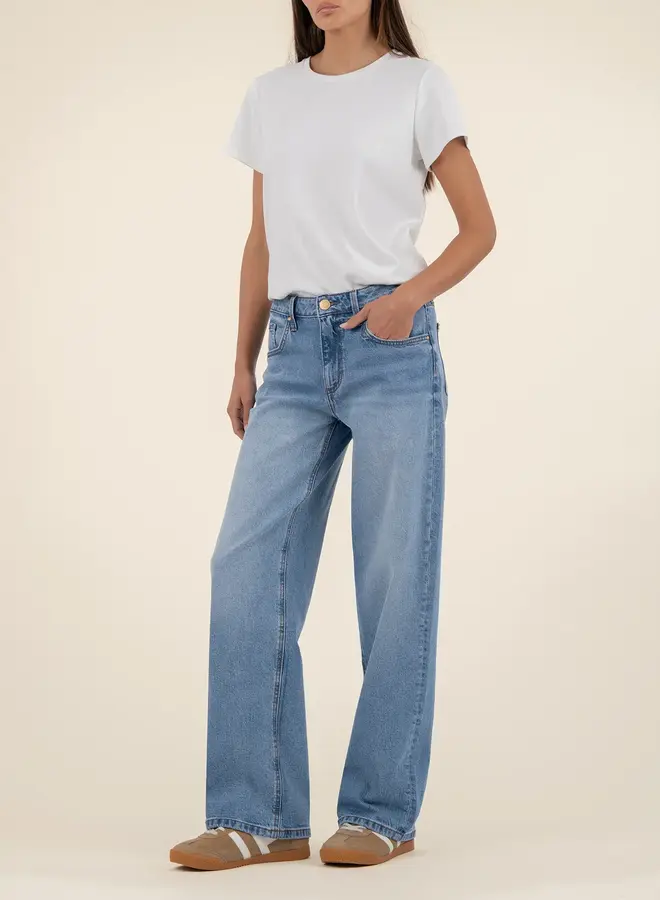 SELENA BAGGY LOW RISE