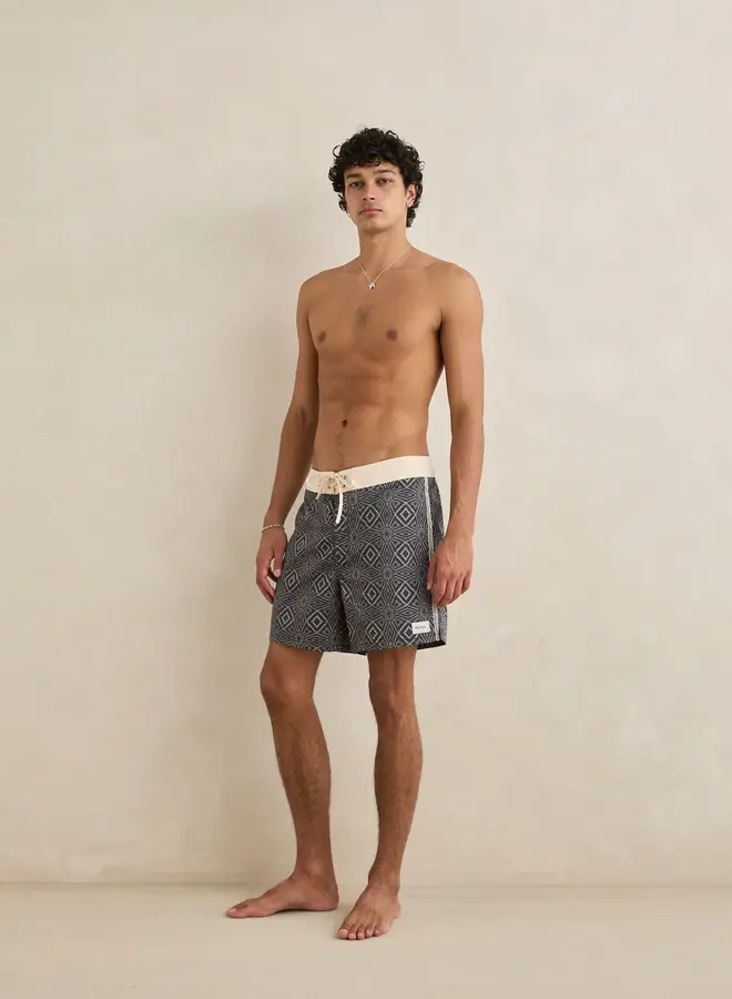 MOSAIC HERITAGE TRUNK