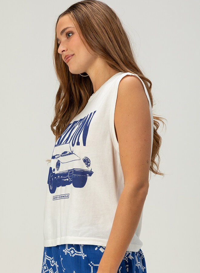 SUNDAY CRUISING TANK