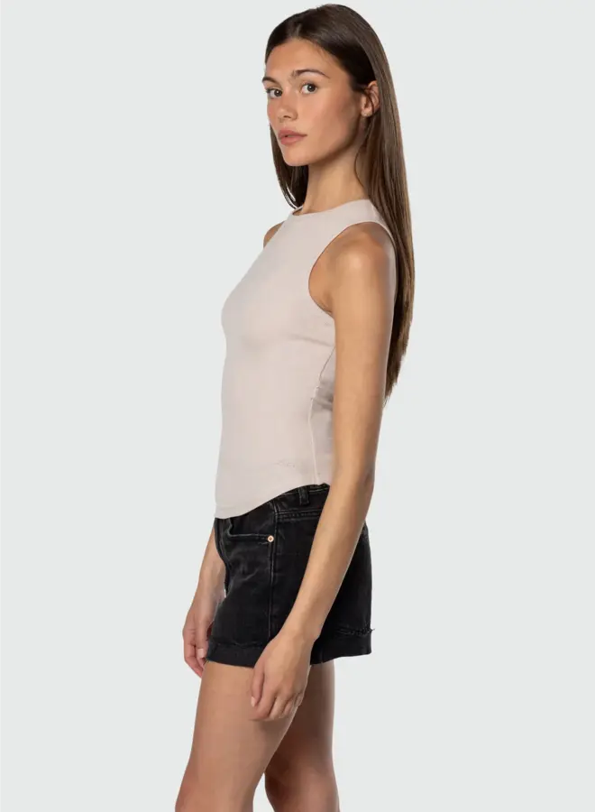 LTD SUNDAY SCOOP TANK