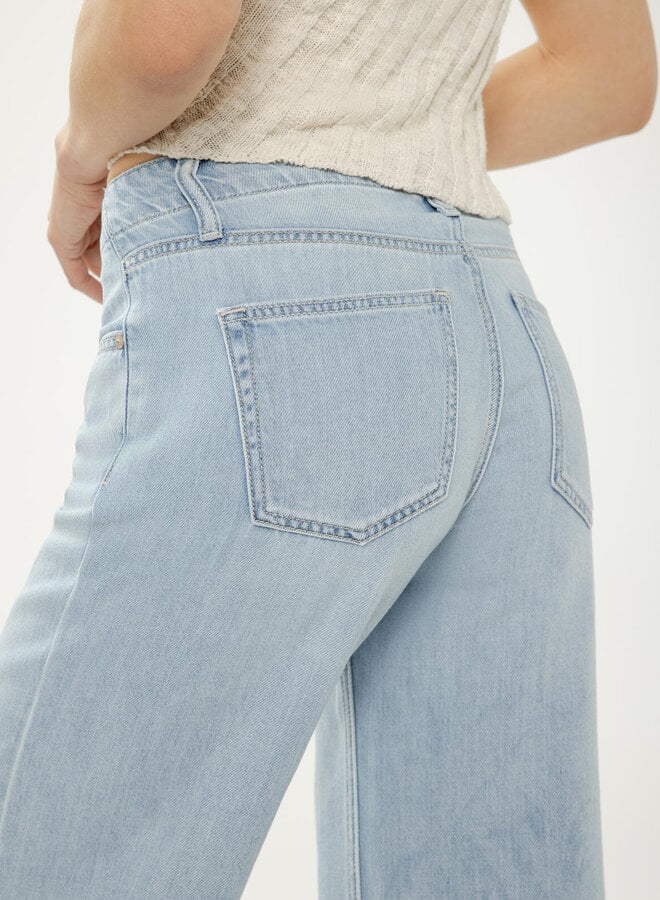 SUKI WIDE LEG MID RISE