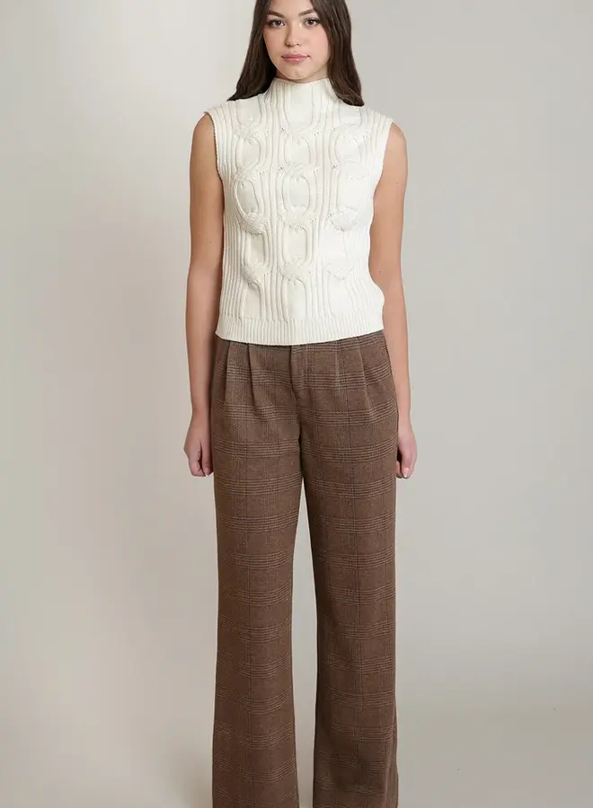 CABLE KNIT VEST