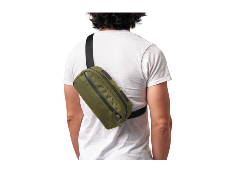 Thousand Crossbody Handlebar Bag