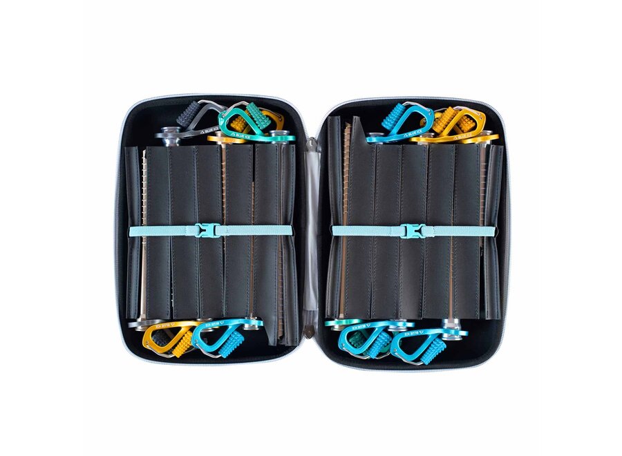 Blue Ice Screw Keeper Zipped Ice Screw Case