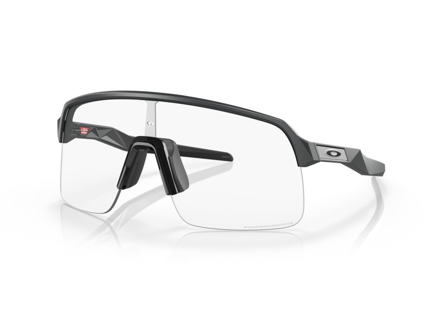 Oakley Sutro Lite Matte Carbon Frame Clear to Black Iridium Photochomic Lens