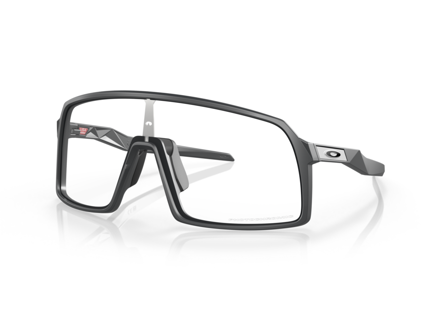 Oakley Sutro Matte Carbon Frame Clear to Black Iridium Photochromic Lens