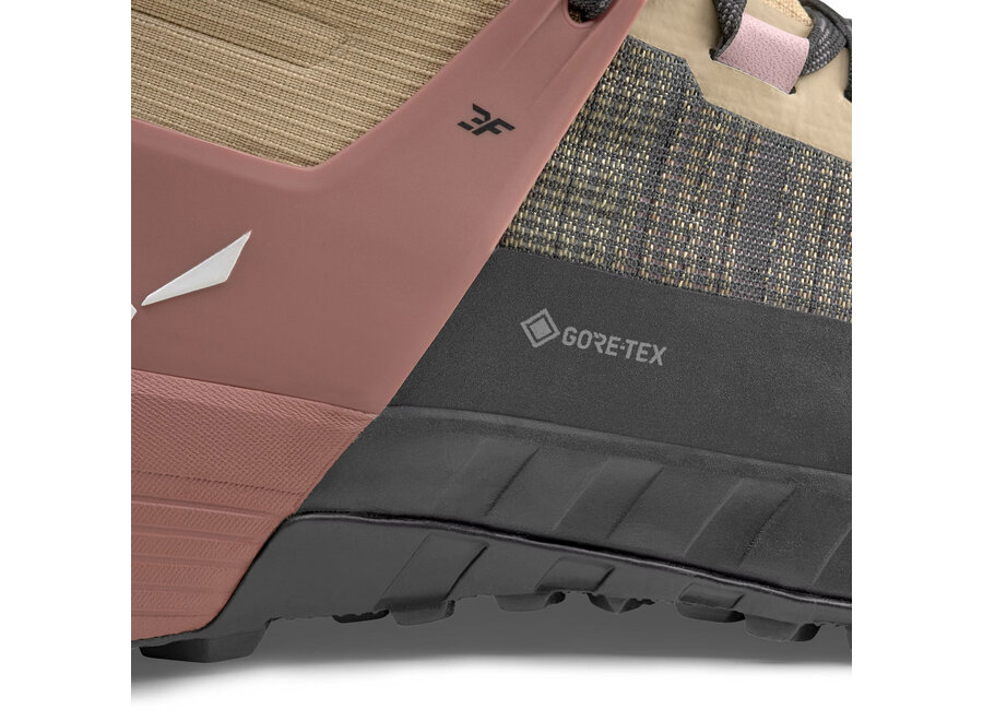 Salewa Women's Wildfire NXT Mid GTX Approach Shoe