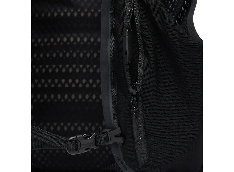 Black Diamond Distance 8 Backpack
