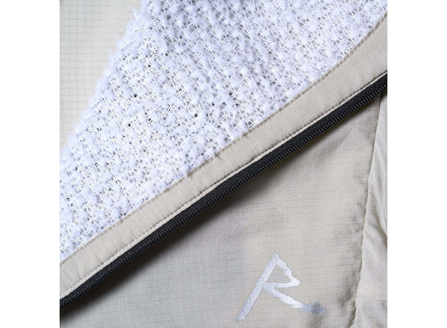 Raide Women's TourTech Hybrid Hoody