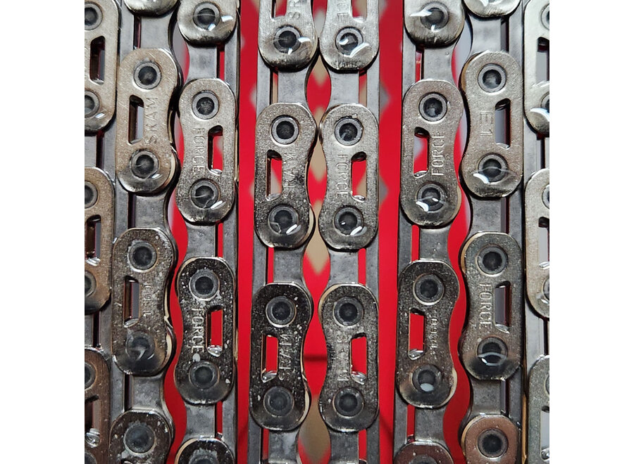 GG Pre-Waxed Chain - SRAM Force AXS 12 speed chain E1 126 Links