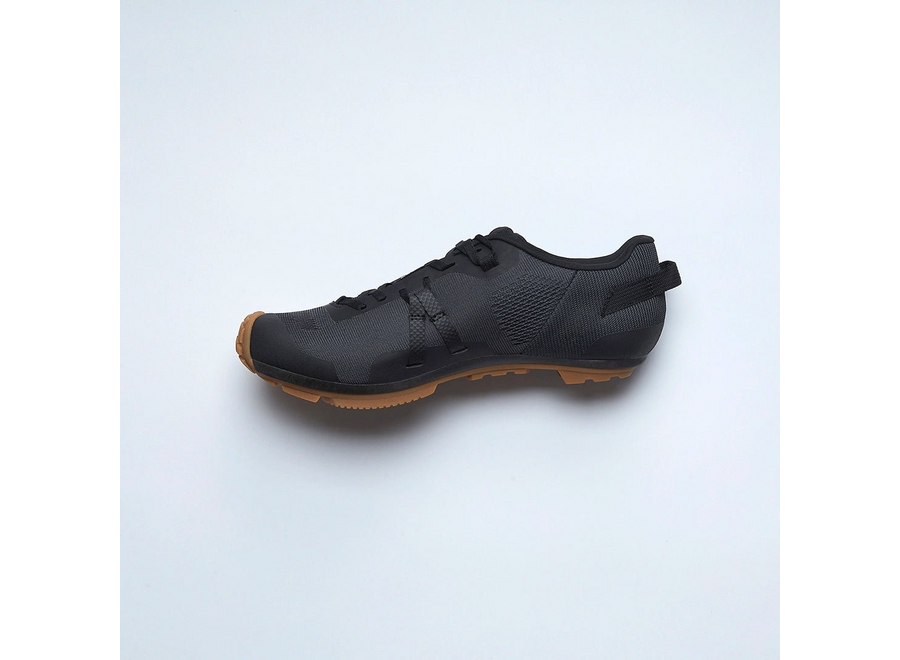 UDOG Distanza Carbon Cycling Shoe Gravel with Laces