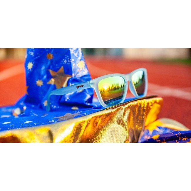 Goodr Sunbathing with Wizards