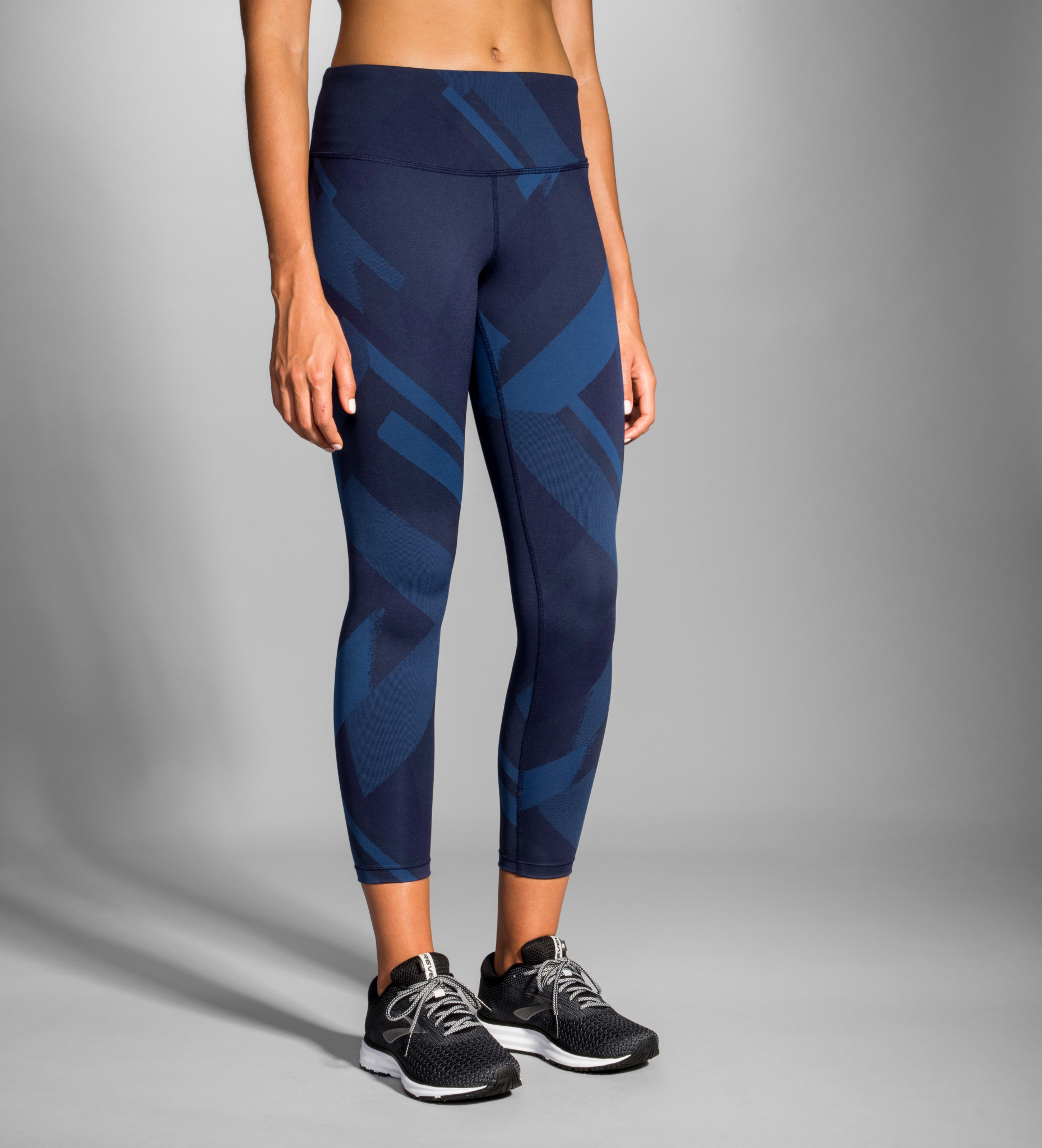Women's Formation Crop - Beyond Running
