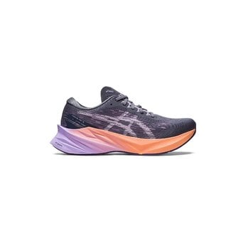 Asics Women's Novablast 3