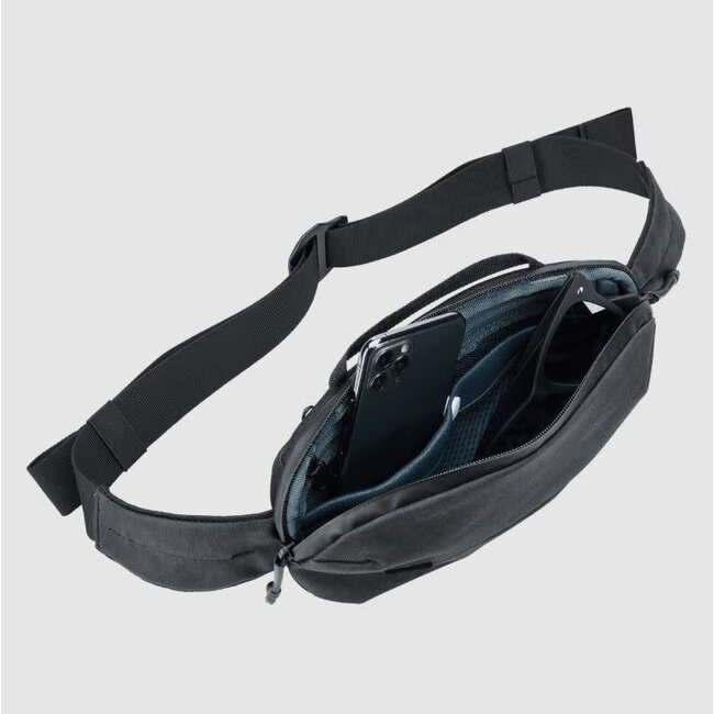 Thule Aion Sling Bag