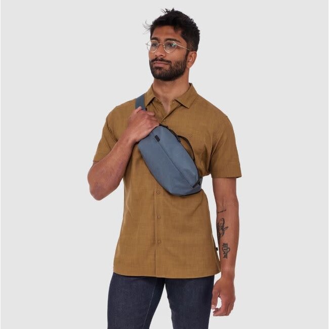 Thule Aion Sling Bag