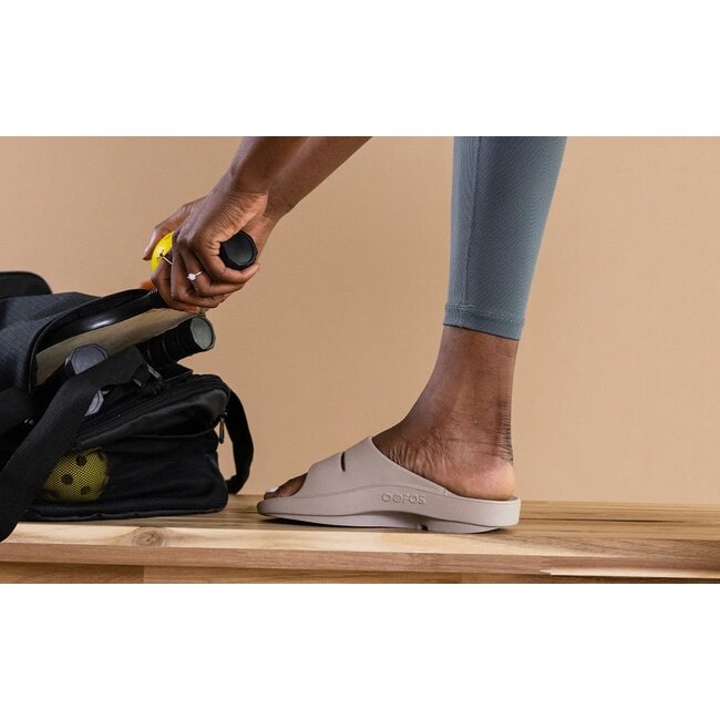 Oofos Unisex OOahh Slide Sandal