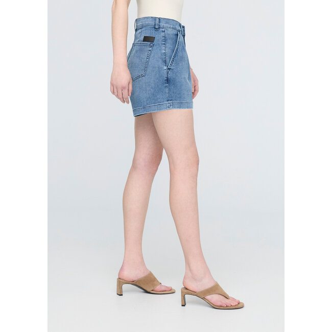 Duer Women's Performance Denim Lite Pleated Short