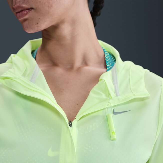 Nike Women's Swift Repel Packable Running Jacket
