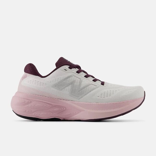 New Balance Women's 880v15