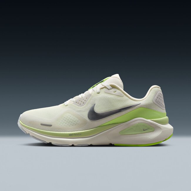 Nike Women's Structure 26