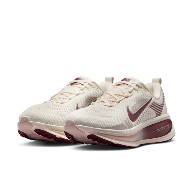 Nike Women's Vomero 18