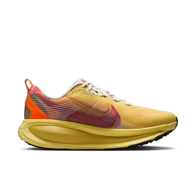 Nike Men's Vomero 18 SE