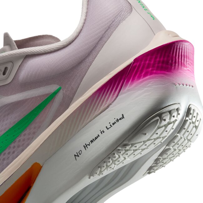 Nike Women's Zoom Fly 6