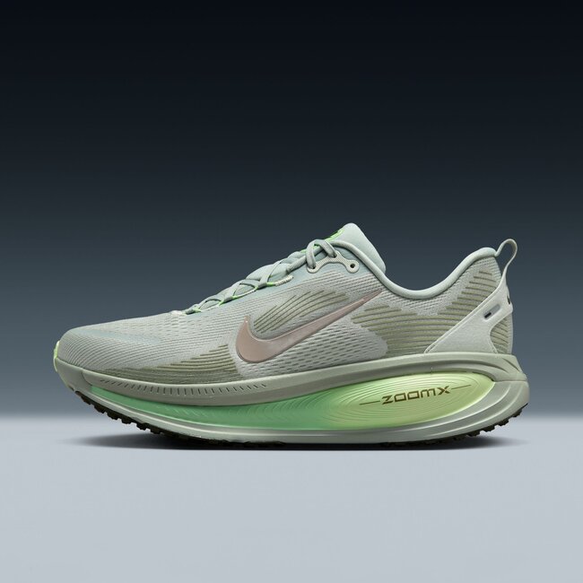 Nike Men's Vomero 18