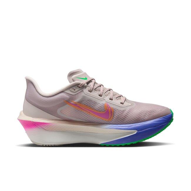 Nike Women's Zoom Fly 6