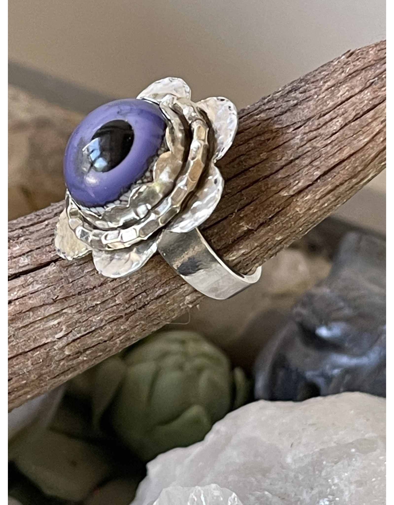 Annette Colby - Jeweler Lampwork Glass Purple Eye Ring Size 6.75 by Annette Colby