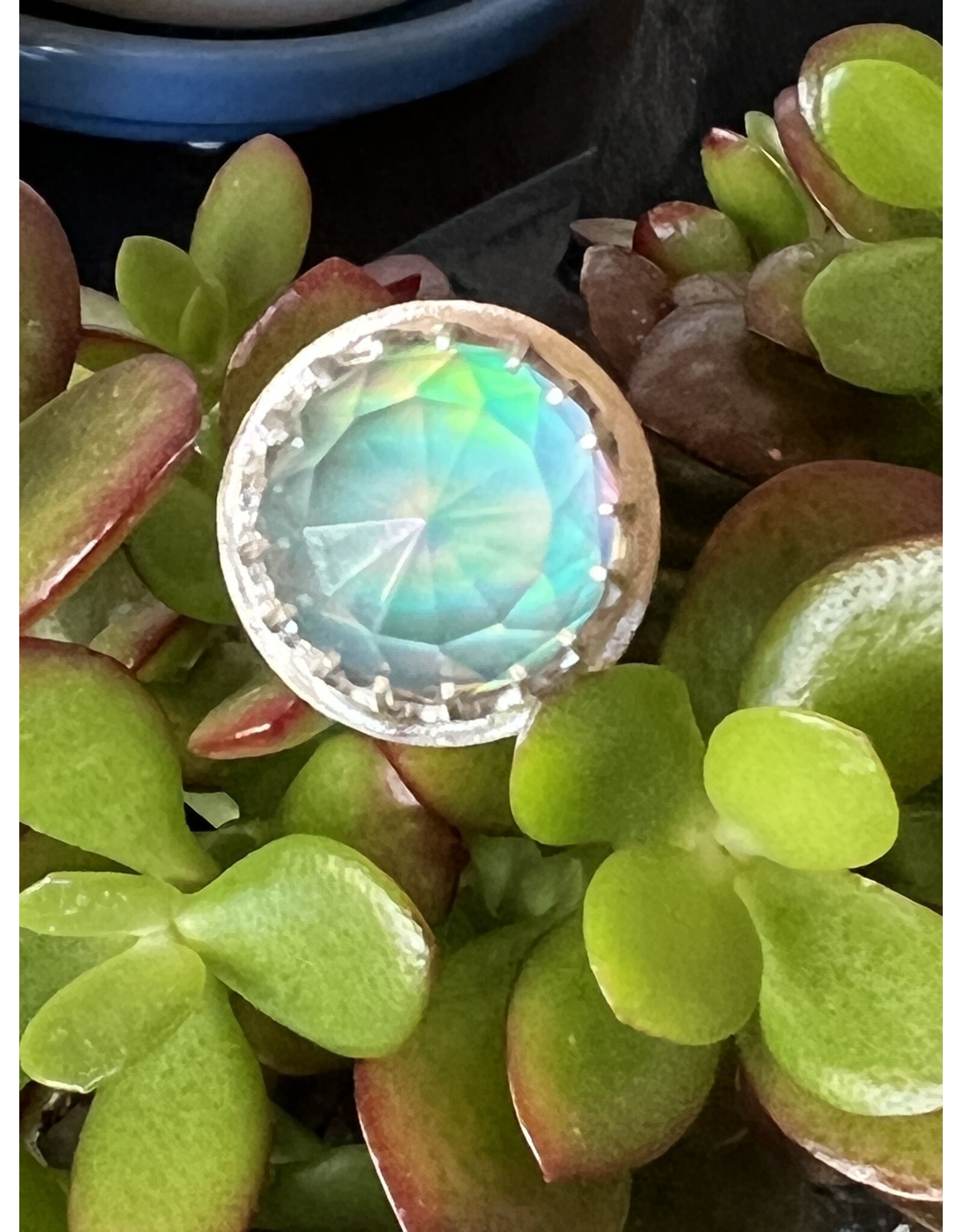 Annette Colby - Jeweler Nova Opal Quartz Globe Ring Size 7 - AC