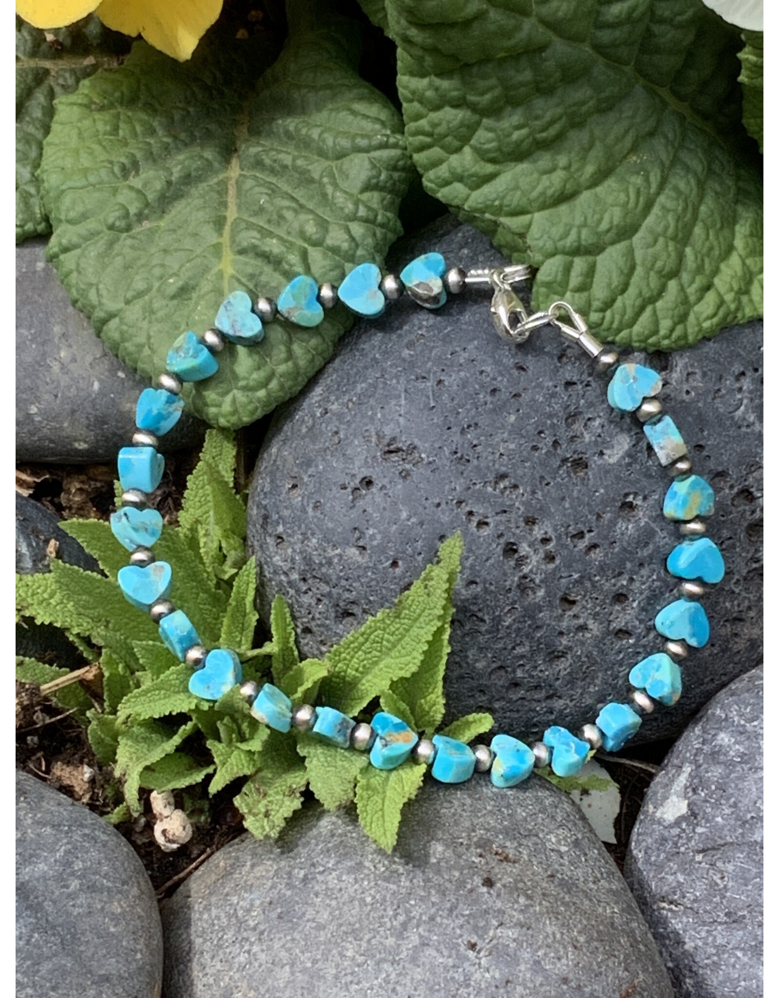 Annette Colby - Jeweler Kingman Turquoise Hearts 8" Bracelet   -  AC