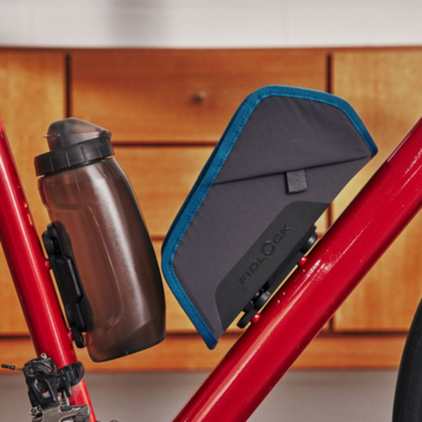 FIDLOCK TWIST ESSENTIAL BAG
