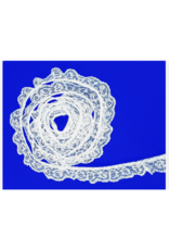 WHITE LACE TRIM GATHERED 50 YARDS
