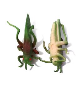 REALISTIC TOY GRASSHOPPER  4"