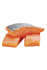 Big Country Raw Frozen Salmon Fillets 1lb