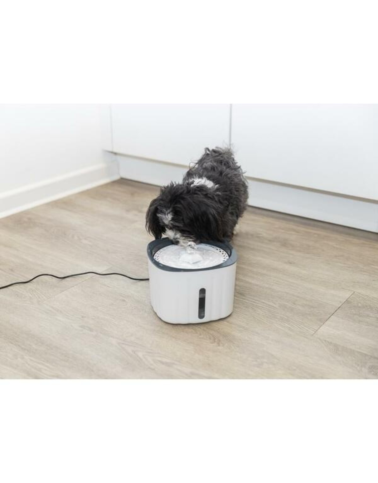 Drinking Fountain Flower White/Grey 2L