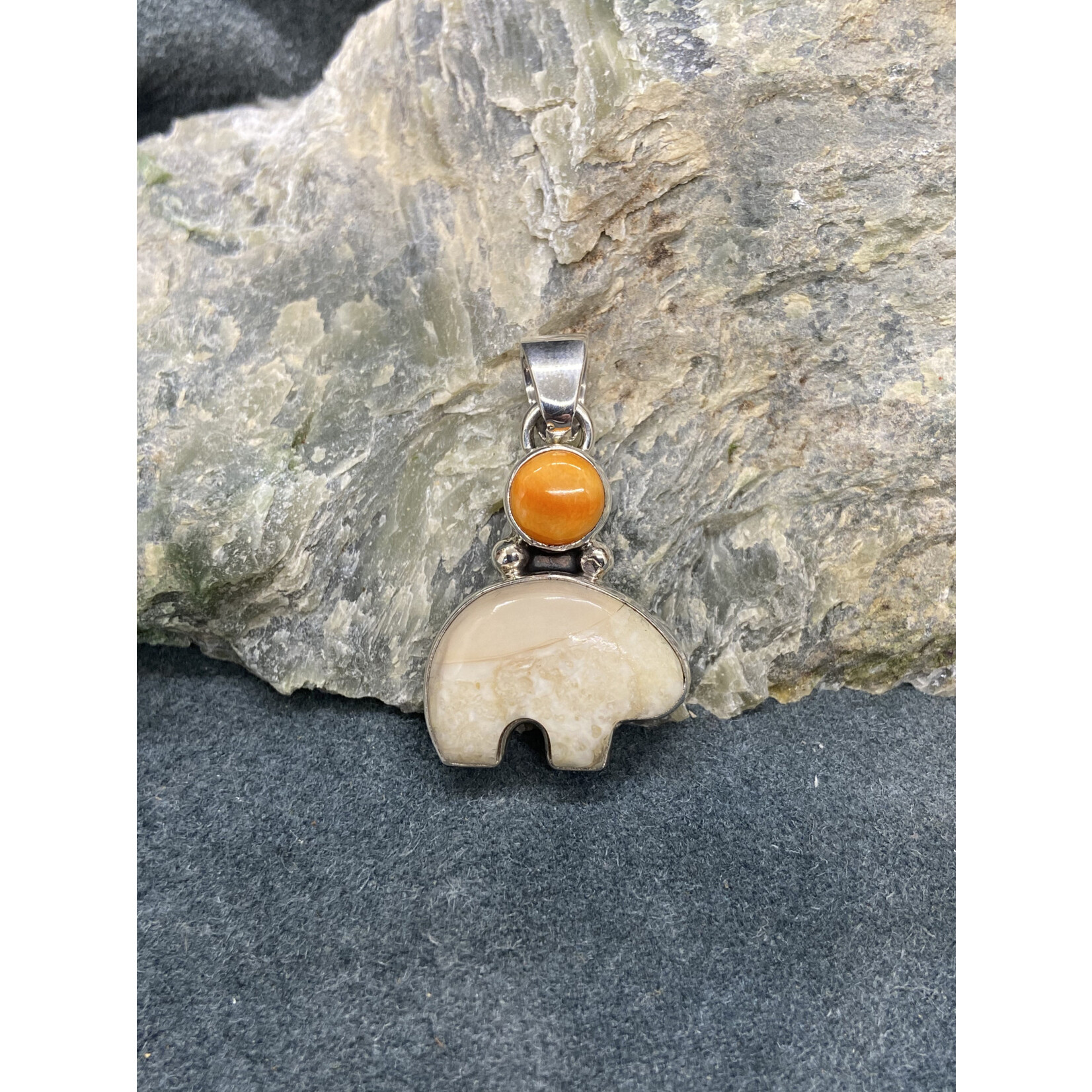 Ivory Spirit Bear & Spiny Oyster Pendant