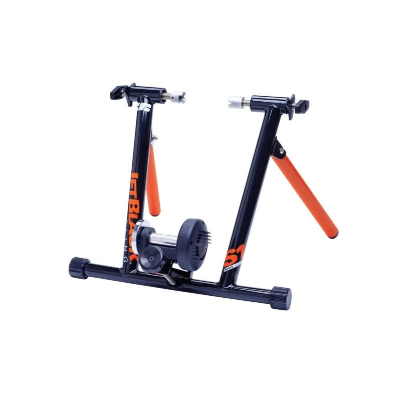 jet black mag pro trainer
