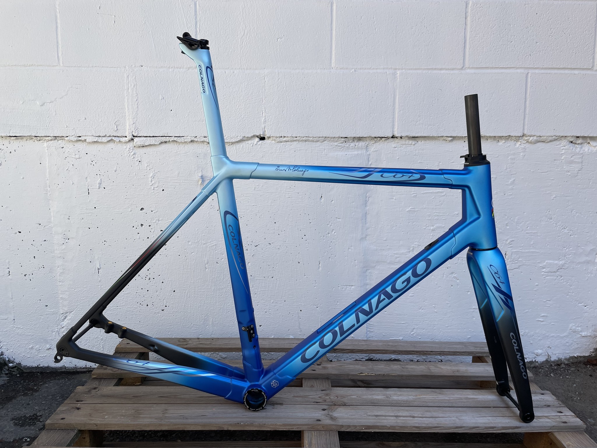 Colnago c64 2025 disc frameset