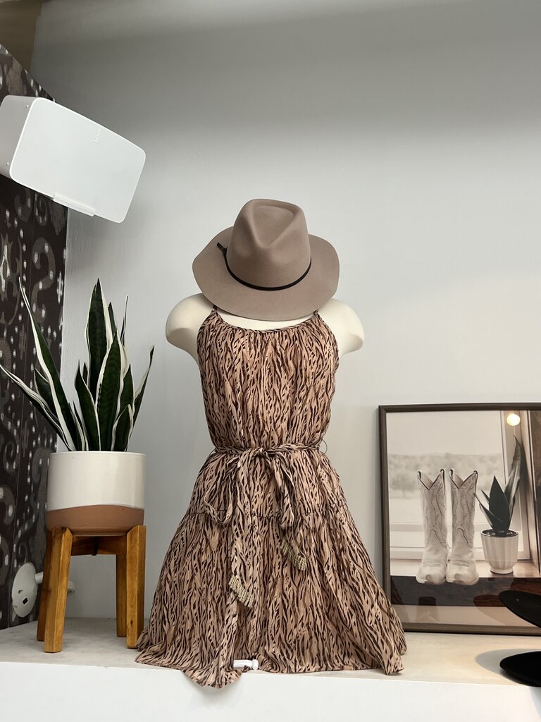 HEARTLOOM ALLI DRESS IN BUFF