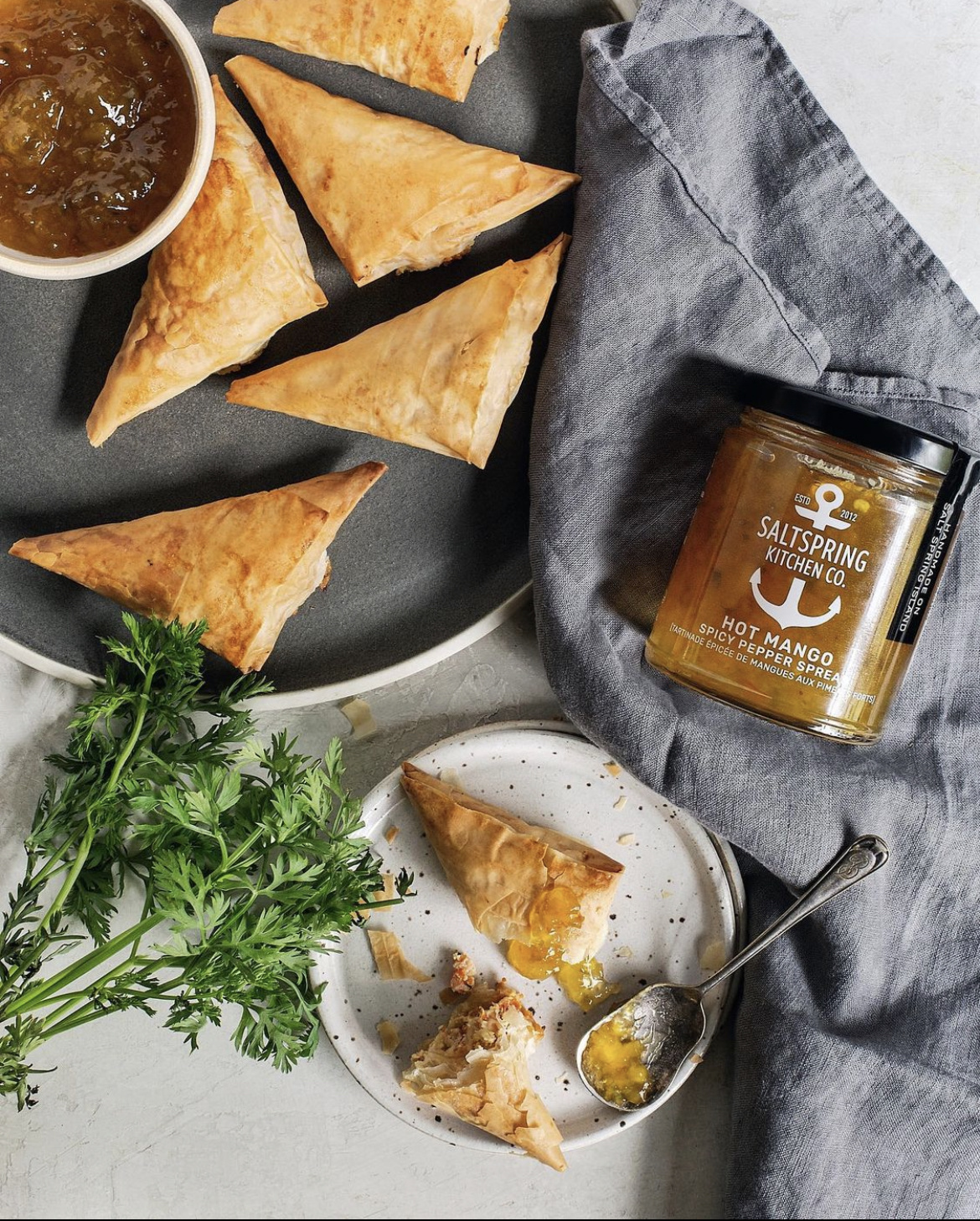 Salt Spring Kitchens Hot Mango Spicy Pepper Spread, 270ml