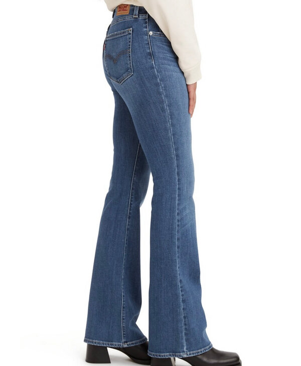 Levi Strauss & Co. Men's Bootcut Jeans for All Day Comfort