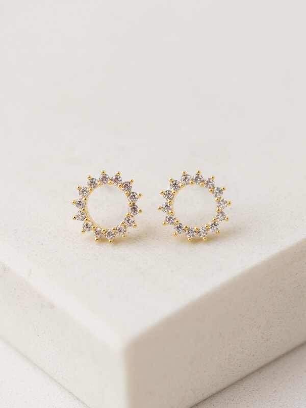 Lovers Tempo Halo Stud Earrings, Gold