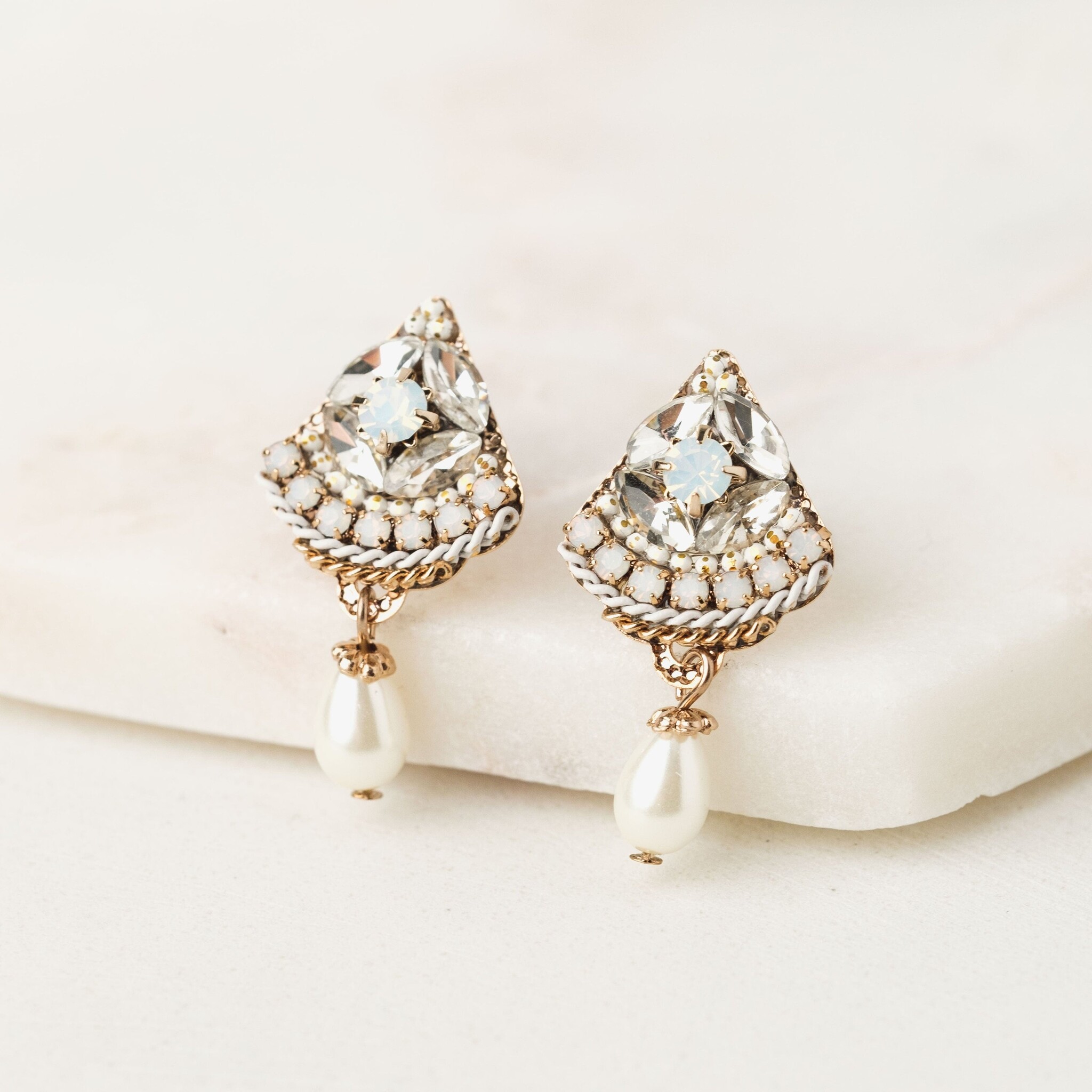 Lovers Tempo Garland Drop Earrings, White